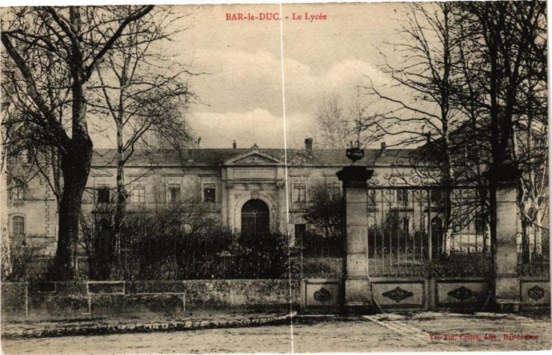Carte postale ancienne Bar-le-Duc - Le Lycée à Bar-le-Duc