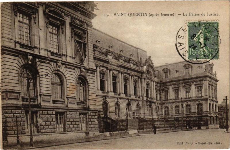 Carte postale ancienne Saint-Quentin (apres Guerre ) Le Palais de Justice à Saint-Quentin