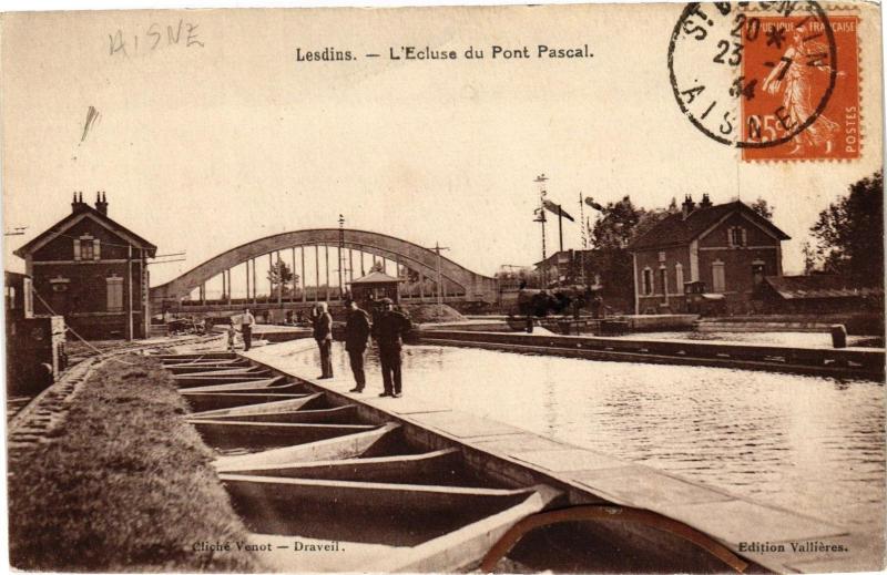 Carte postale ancienne Lesdins L'Ecluse du Pont Pascal(201933) à Lesdins