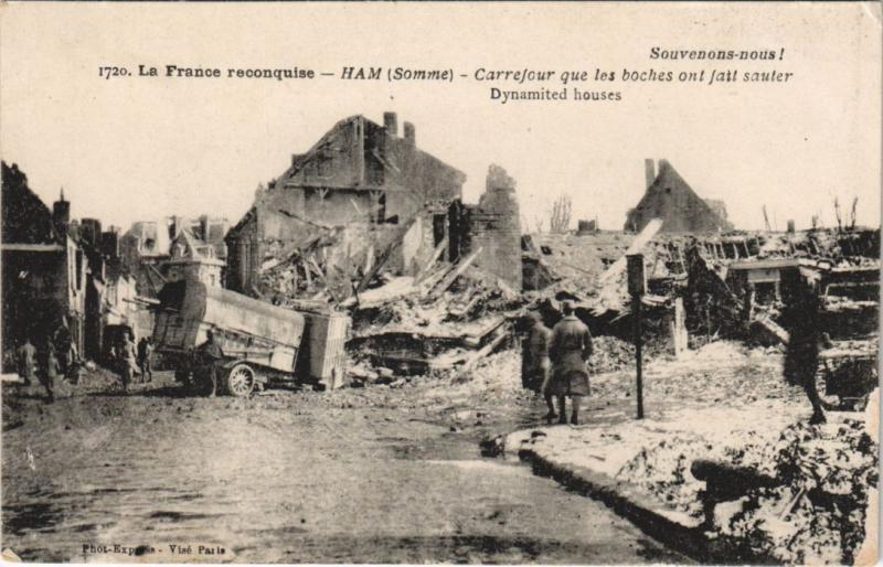 Carte postale ancienne Ham Carrefour Dynamite