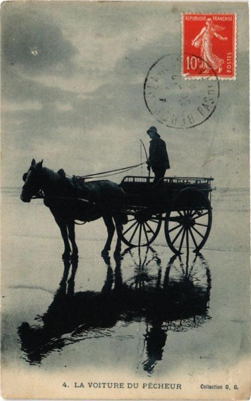 Carte postale ancienne La Voiture du Pécheur