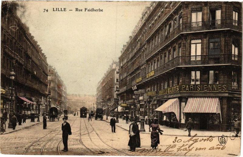 Carte postale ancienne Lille - Rue Faidherbe à Lille