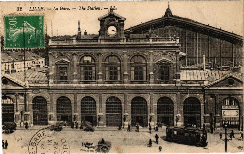 Carte postale ancienne Lille - La Gare - The Station à Lille