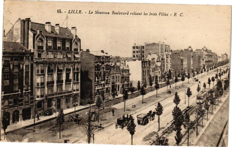 Carte postale ancienne Lille - Le Nouveau Boulevard reilant les trois Villes à Lille
