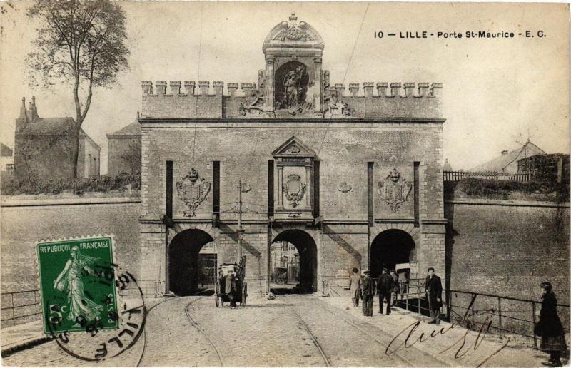 Carte postale ancienne Lille - Porte Saint-Maurice à Lille