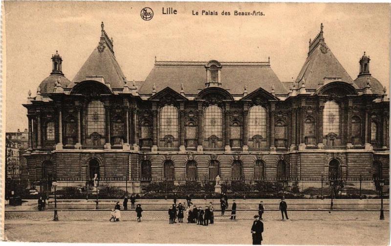 Carte postale ancienne Lille - Le Palais des Beaux-Arts à Lille