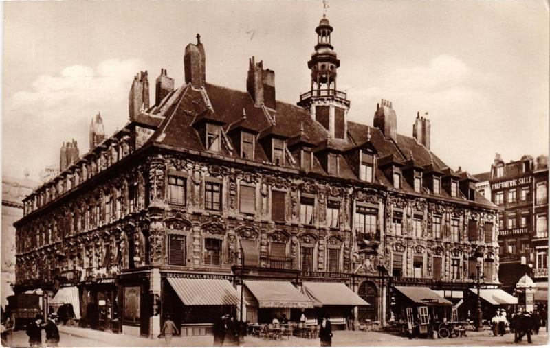 Carte postale ancienne Lille - La Bourse (monument historique) à Lille
