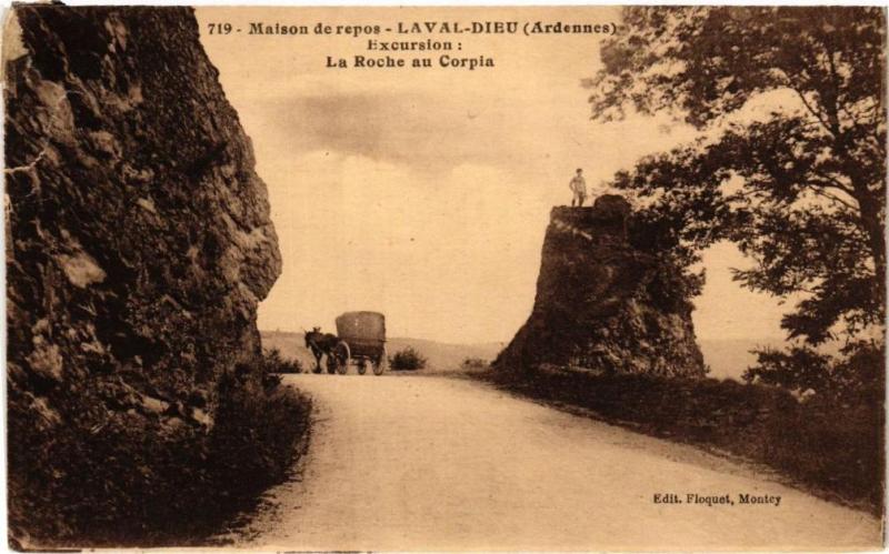 Carte postale ancienne Maison de repos-Laval-Dieu - Excursion: La Roche au Corpin(224695)