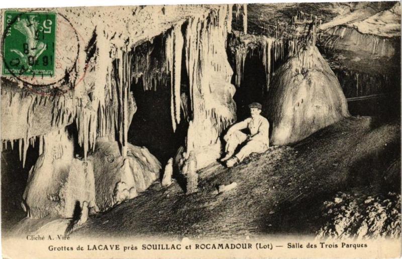 Carte postale ancienne Grottes de Lacave pres Souillac et Rocamadour - Salle des Trois à Lacave