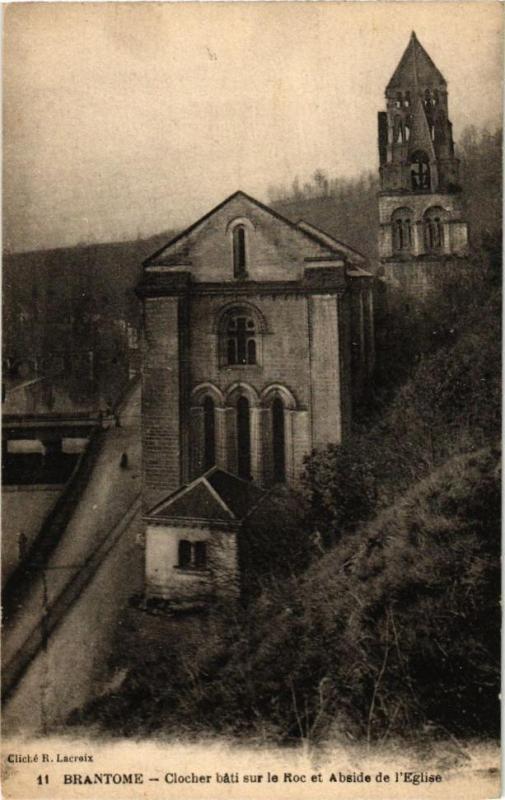 Carte postale ancienne Brantome-Clocher bati sur le Roc et Abside de l'Eglise