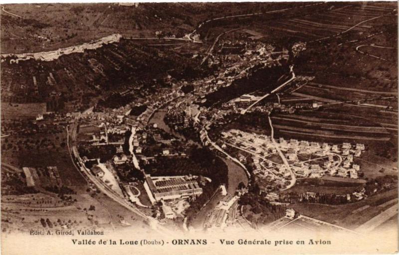 Carte postale ancienne Vallée de la Loue - Ornans - Vue Générale prise en Avion à Ornans