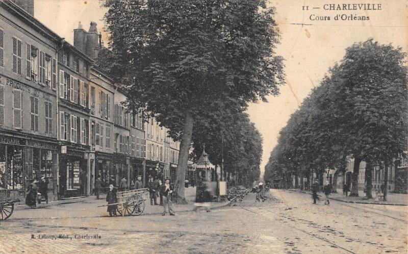 Carte postale ancienne Charleville - Cours D'Orleans