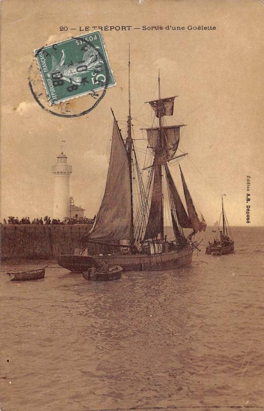 Carte postale ancienne Le Treport - Sortie D'Une Goelette au Tréport