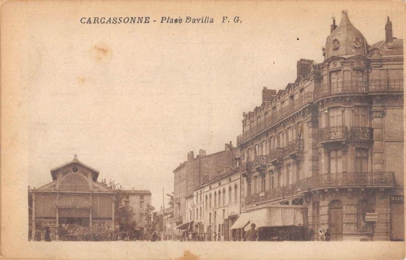 Carte postale ancienne Carcassonne - Place Davila à Carcassonne