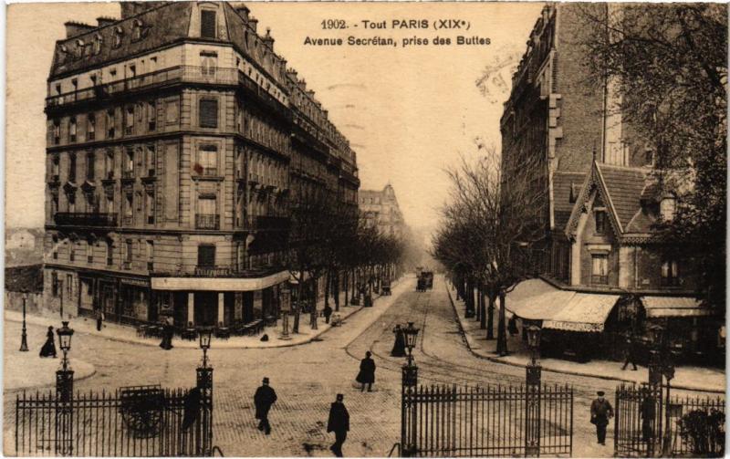 Carte postale ancienne Avenue Secrétan, prise des Buttes à Paris 19e
