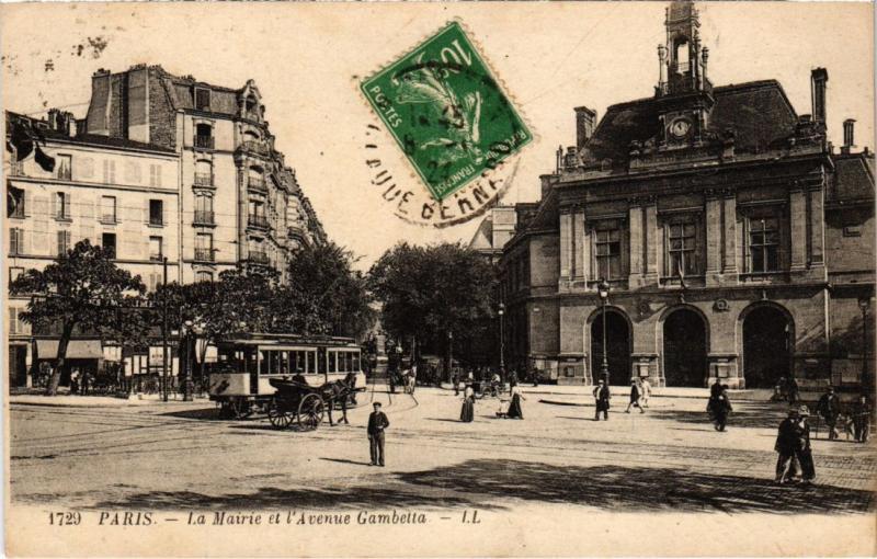 Carte postale ancienne La Mairie et l'Avenue Gambetta à Paris 20e