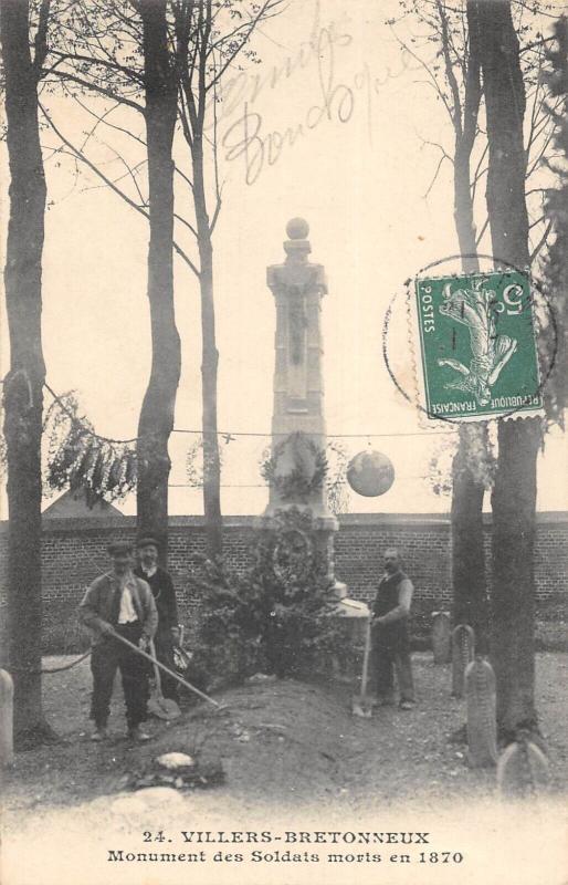 Carte postale ancienne Villers Bretonneux - Monument Des Soldats Morts Pour La France à Villers-Bretonneux