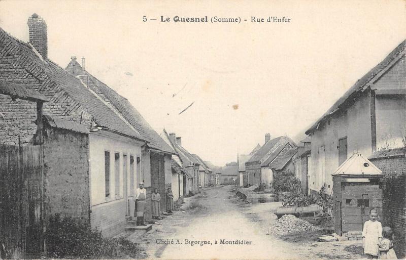 Carte postale ancienne Le Quesnel - Rue D'Enfer au Quesnel