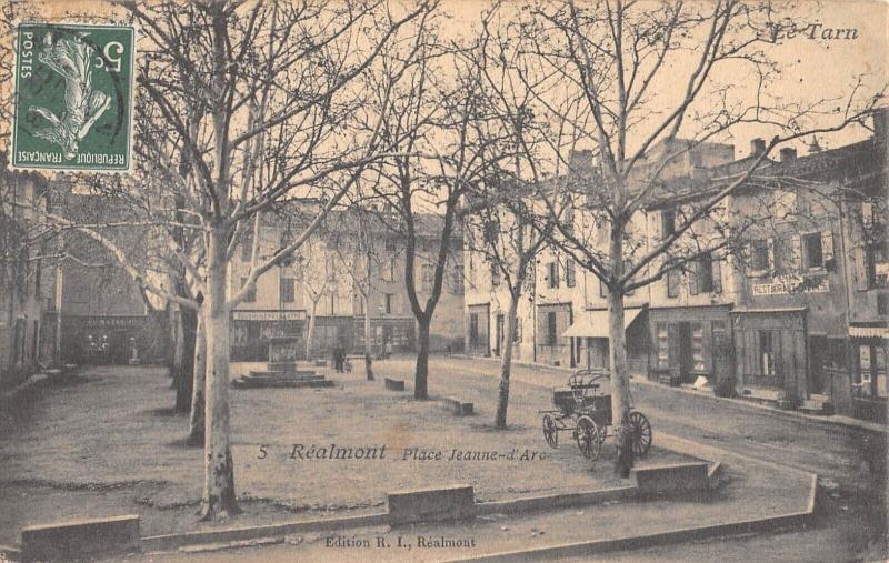 Carte postale ancienne Realmont - Plae Jeanne D'Arc à Réalmont