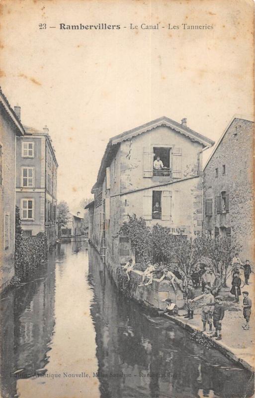 Carte postale ancienne Rambervillers - Le Canal - Les Tanneries à Rambervillers