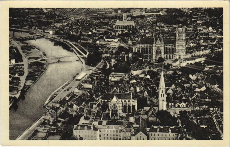 Carte postale ancienne Auxerre Vue prise en avion France à Auxerre