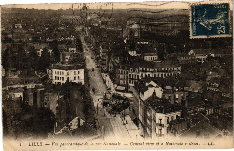 Carte postale ancienne Lille - Vue panoramique de la rue Nationale - général view of... à Lille