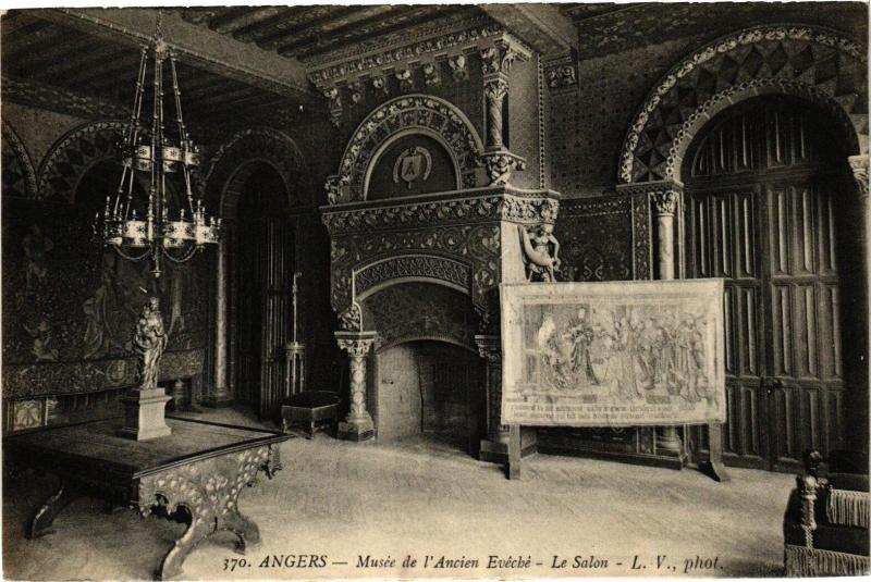 Carte postale ancienne Angers - Musée de l'Ancien Eveche - Le Salon à Angers