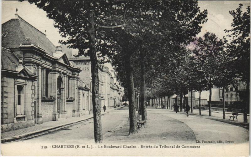 Carte postale ancienne Chartres-Le Boulevard Chasles-Entrée du Tribunal de Commerce à Chartres