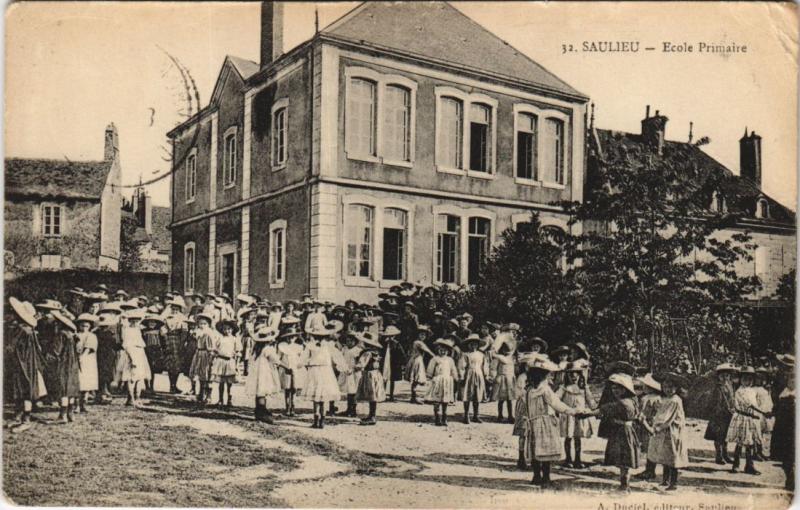Carte postale ancienne Saulieu - Ecole Primaire à Saulieu