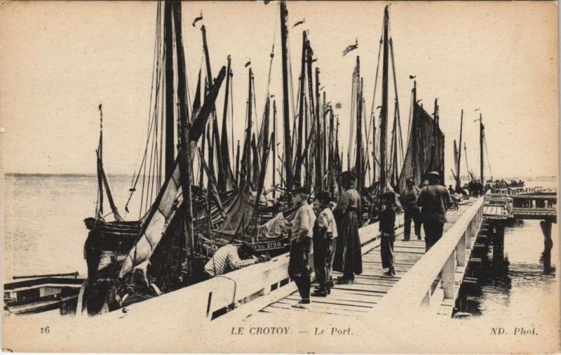 Carte postale ancienne Le Crotoy - Le Port au Crotoy