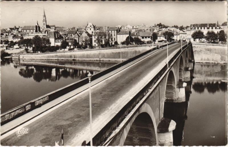 Carte postale ancienne Bergerac - Vue Gefferale à Bergerac