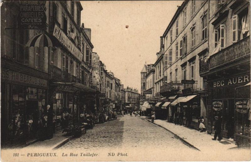 Carte postale ancienne Perigueux. La Rue Taillefer