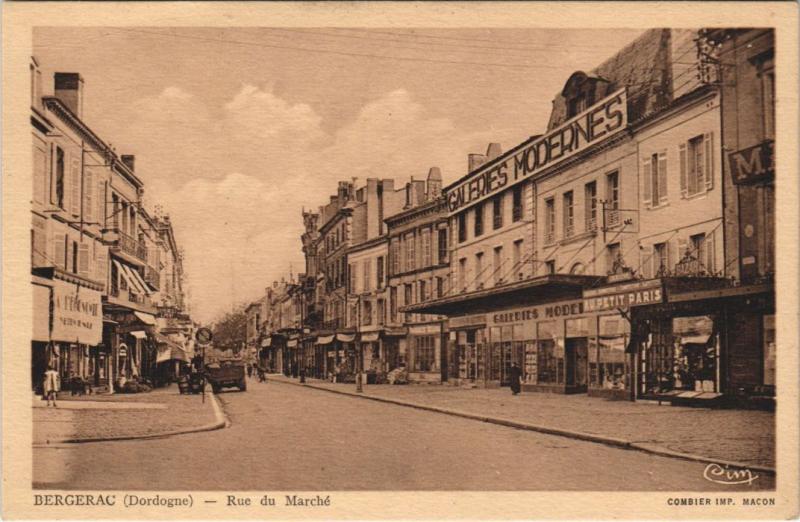 Carte postale ancienne Bergerac - Rue du Marche à Bergerac