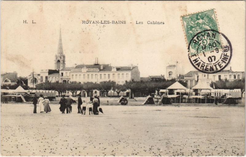 Carte postale ancienne Royan-les-Bains-Les Cabines à Royan