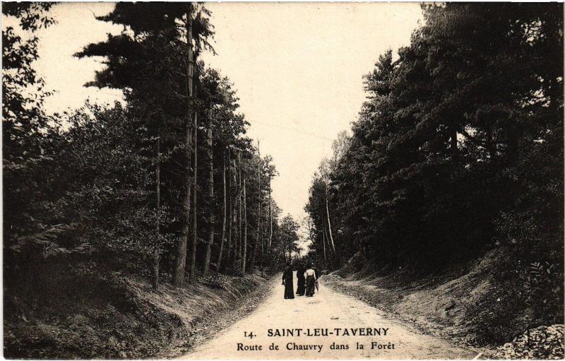Carte postale ancienne St Leu Route de Chauvry dans la Foret à Chauvry