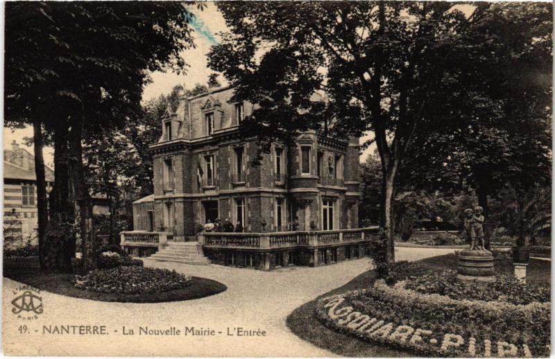 Carte postale ancienne Nanterre Nouvelle Mairie Entree à Nanterre