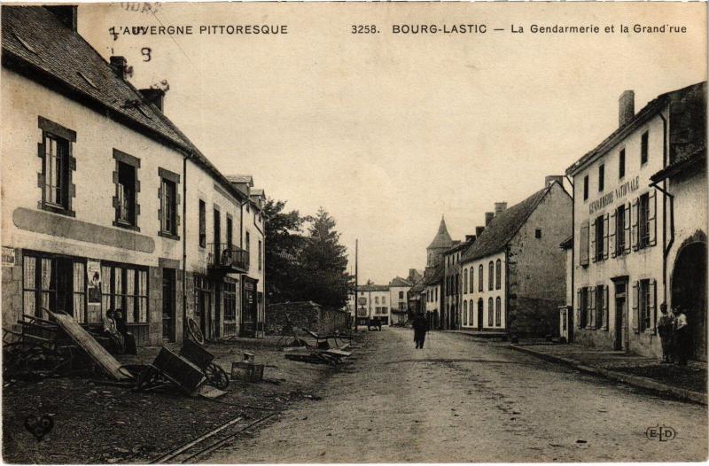 Carte postale ancienne Bourg-Lastic La Gendarmerie et la Grande Rue France à Bourg-Lastic