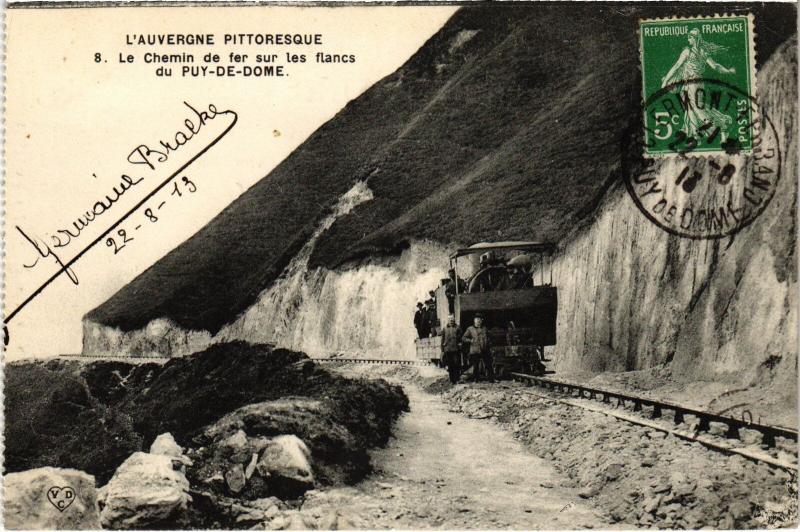 Carte postale ancienne Puy de Dome Le Chemin de fer sur les flancs France