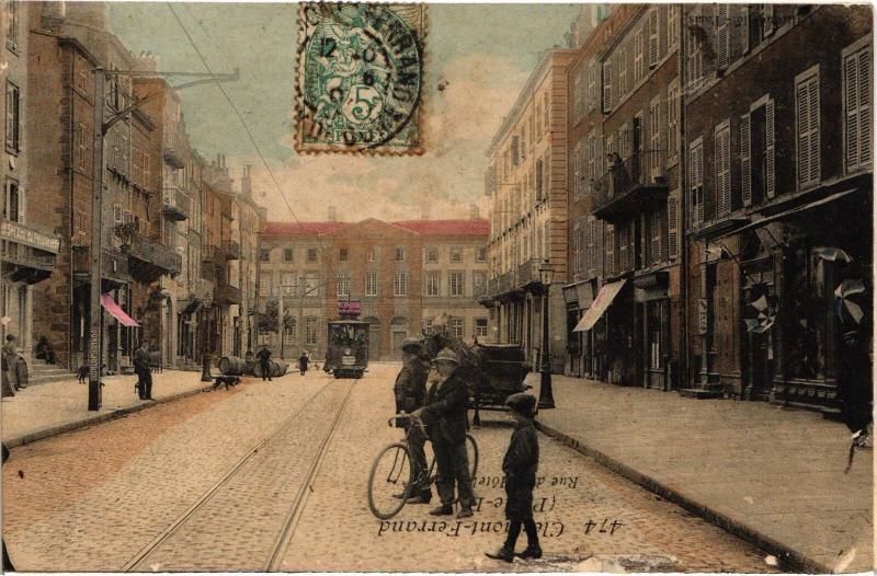 Carte postale ancienne Clermont-Ferrand Rue de l'Hotel Dieu France à Clermont-Ferrand