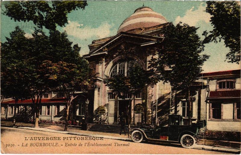 Carte postale ancienne La Bourboule Entree de l'Etablissement Thermal France à La Bourboule