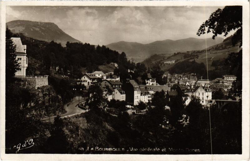 Carte postale ancienne La Bourboule Vue Generale et Monts-Dore France à La Bourboule