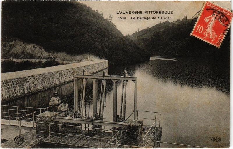 Carte postale ancienne Auvergne Le barrage de Sauviat France à Sauviat
