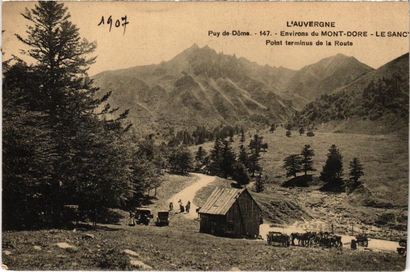 Carte postale ancienne Mont-Dore Point terminus de la Route France à Mont-Dore