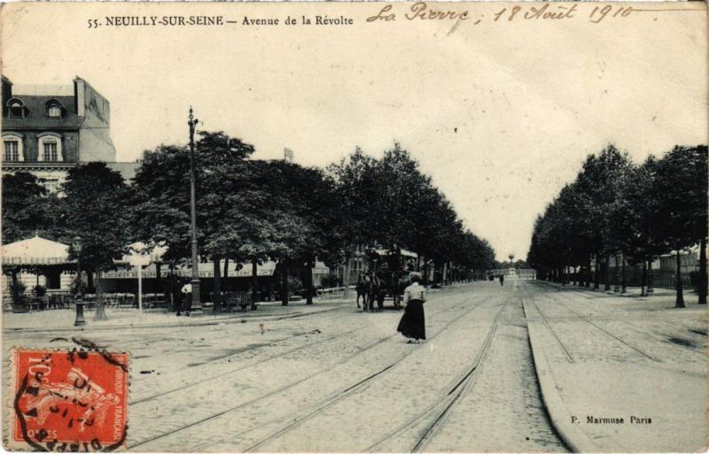 Carte postale ancienne Neuilly Avenue de la Revolte