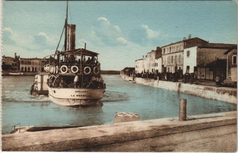 Carte postale ancienne Ile de Re-Port de Saint-Martin-Départ du Vapeur pour La Rochelle à La Rochelle