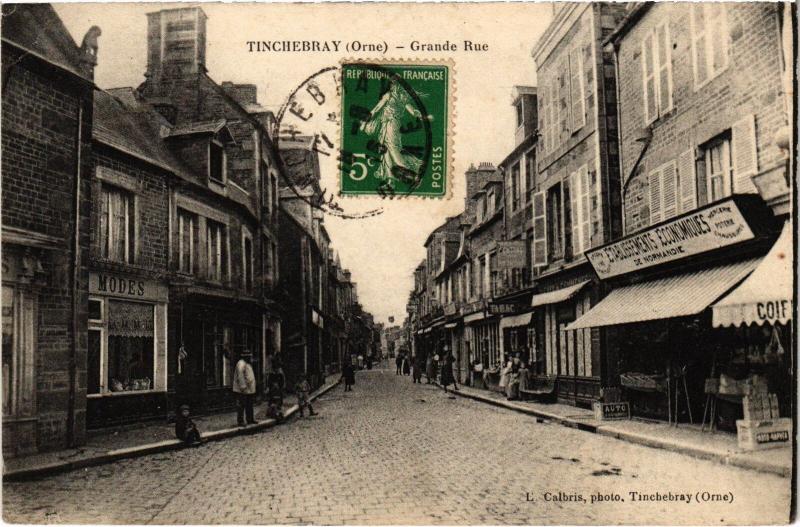 Carte postale ancienne Tinchebray Grande Rue