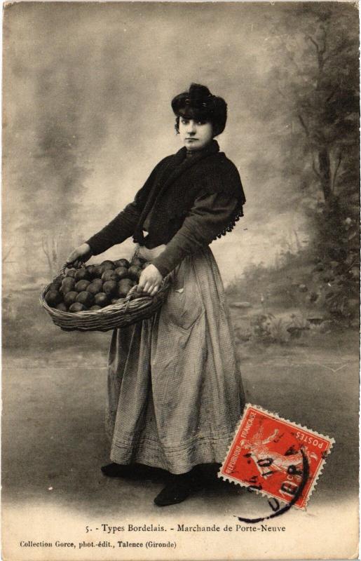 Carte postale ancienne Bordeaux Marchande de Porte-Neuve Folklore à Bordeaux