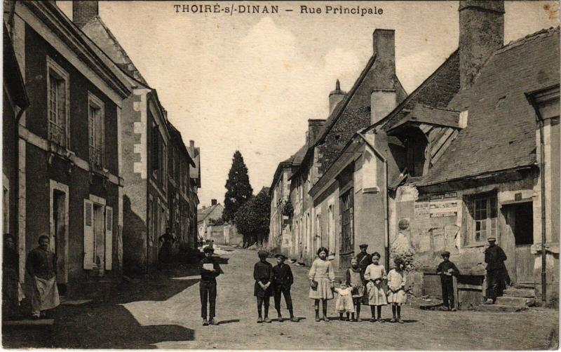 Carte postale ancienne Thoiré-sur-Dinan Rue Principale à Thoiré-sur-Dinan