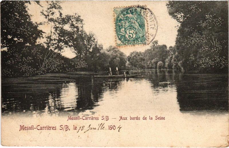 Carte postale ancienne Mesnil aux bords de la Seine