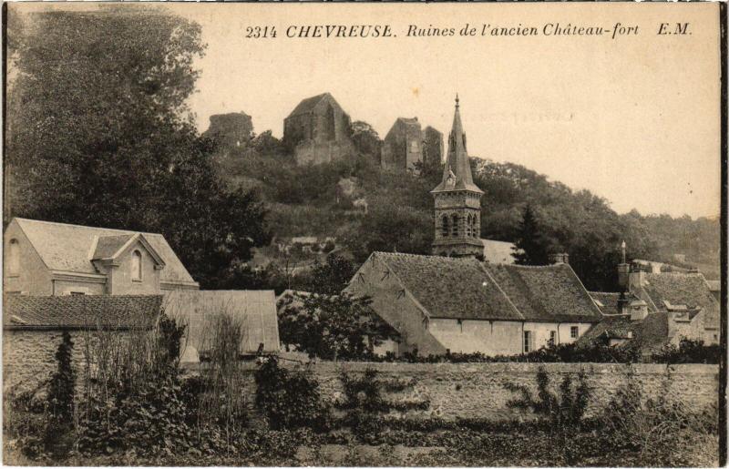 Carte postale ancienne Chevreuse Ruines du Chateau à Chevreuse
